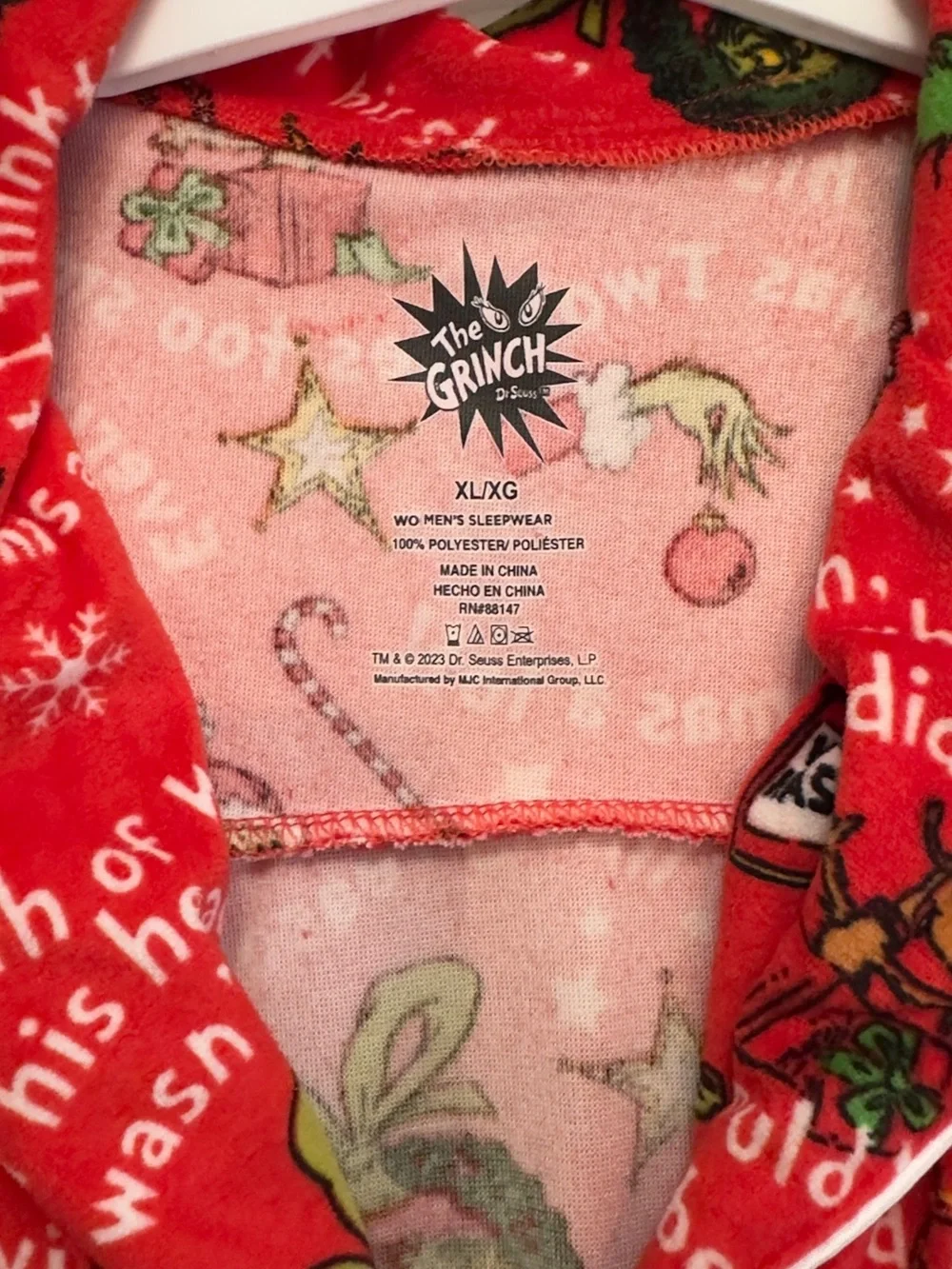 Red Grinch Christmas Holiday Pajamas Women’s Sz XL NEW!